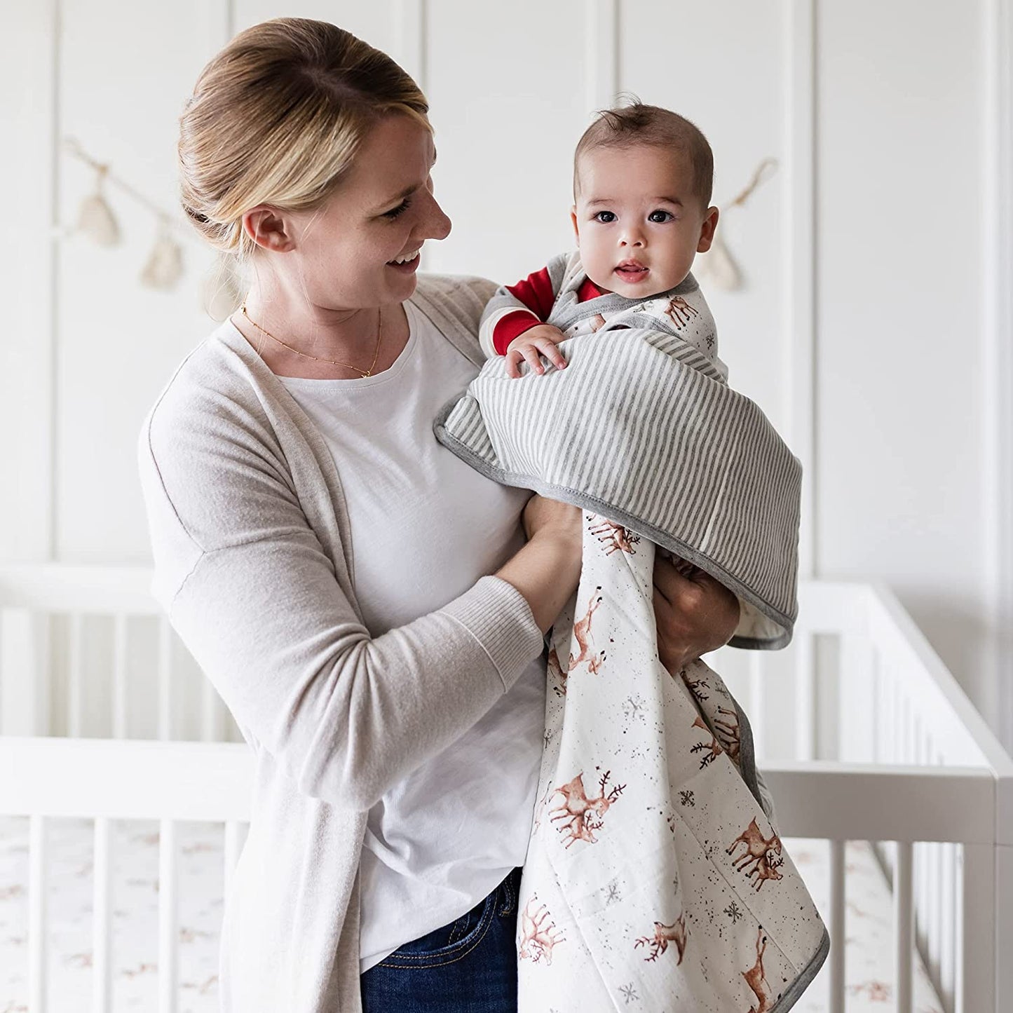 Burt's Bees Baby Organic Baby Reversible Blanket (Holiday Dasher & Dancer)