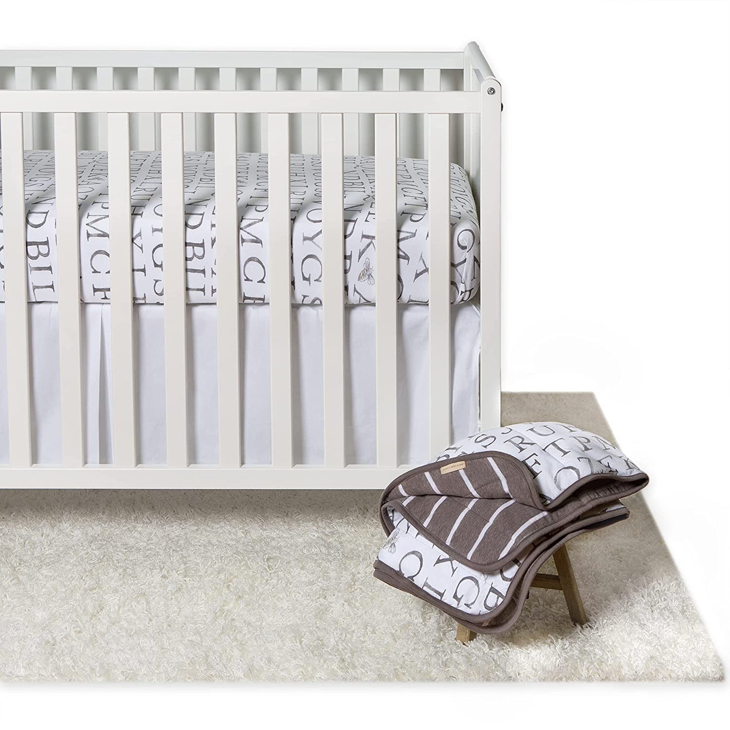 Burt's Bees Baby BEESNUG® Fitted Crib Sheet (Sleepy Bee)
