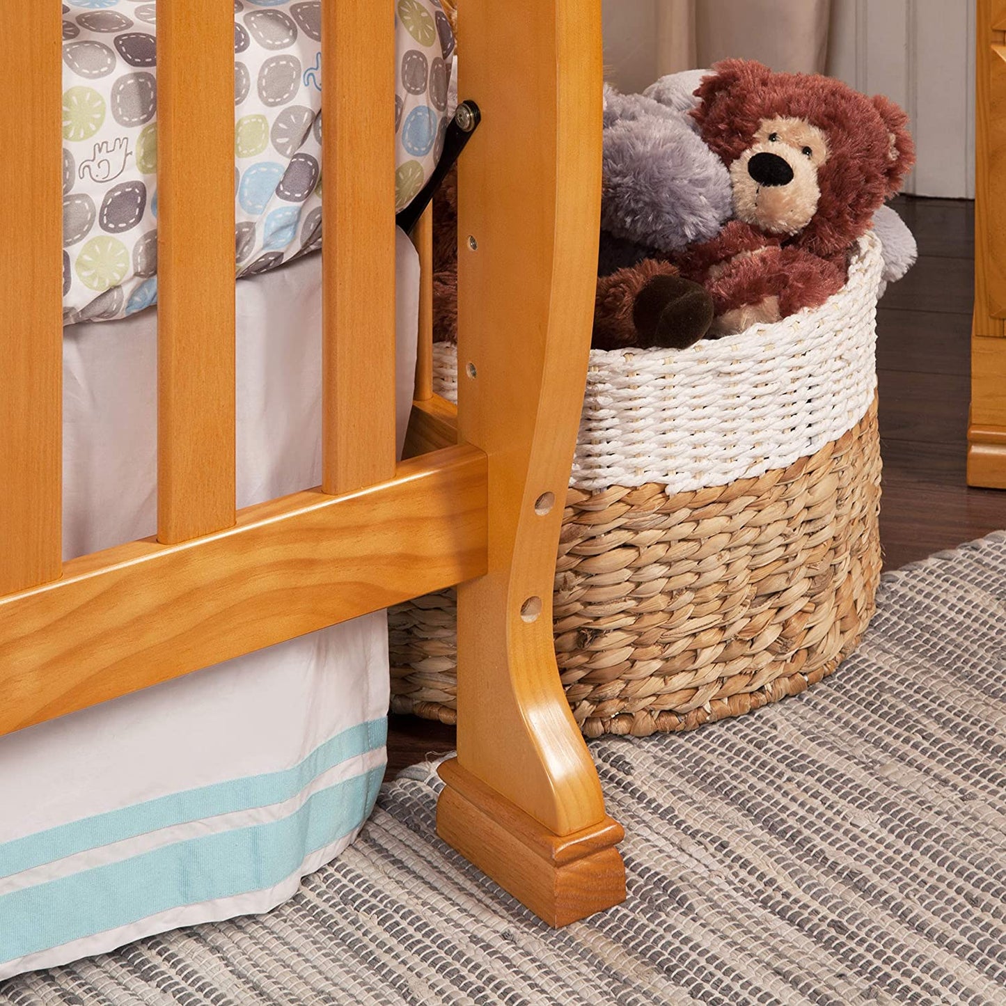 DaVinci Baby Kalani 4-in-1 Convertible Crib (Oak)